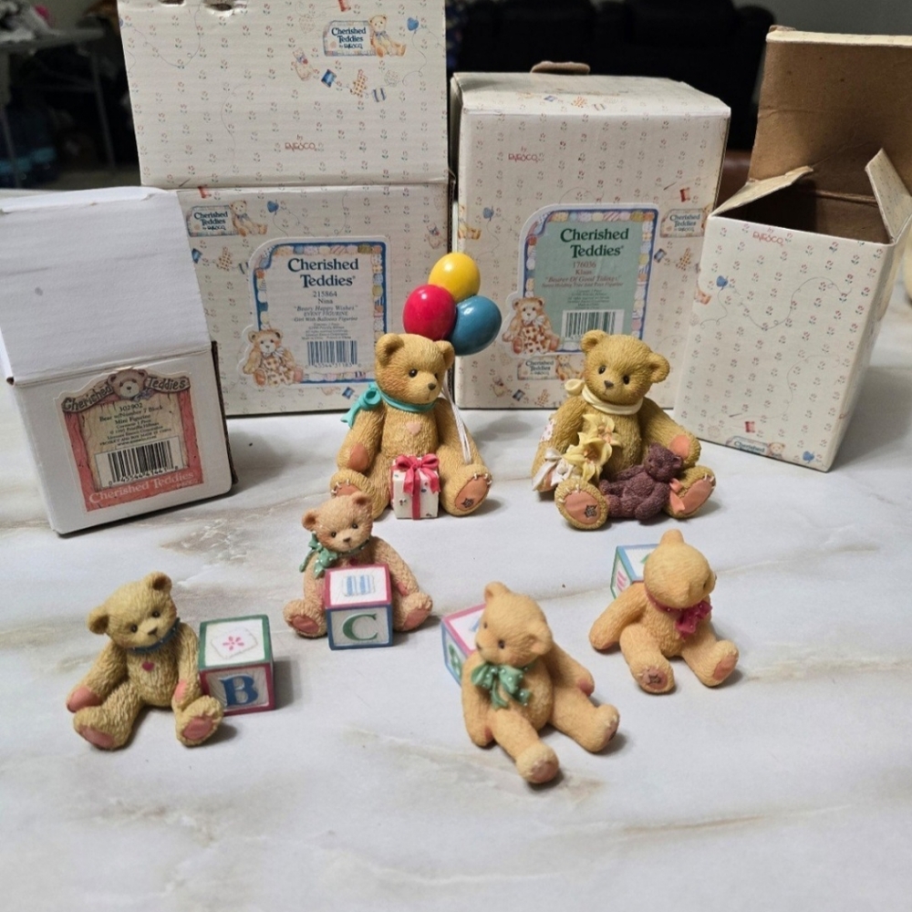 Cherished bears‎